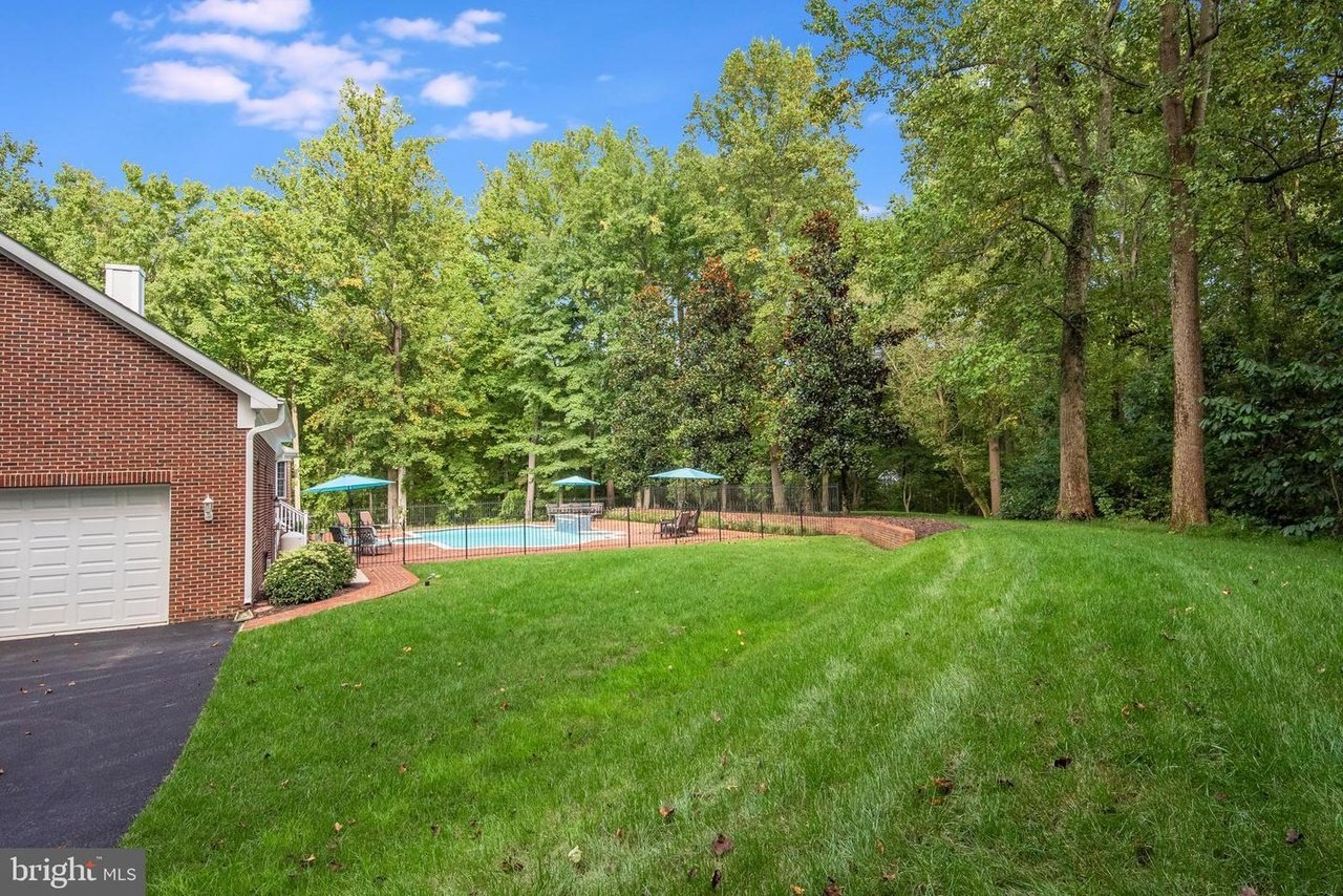 1101 Captain Bell Ct