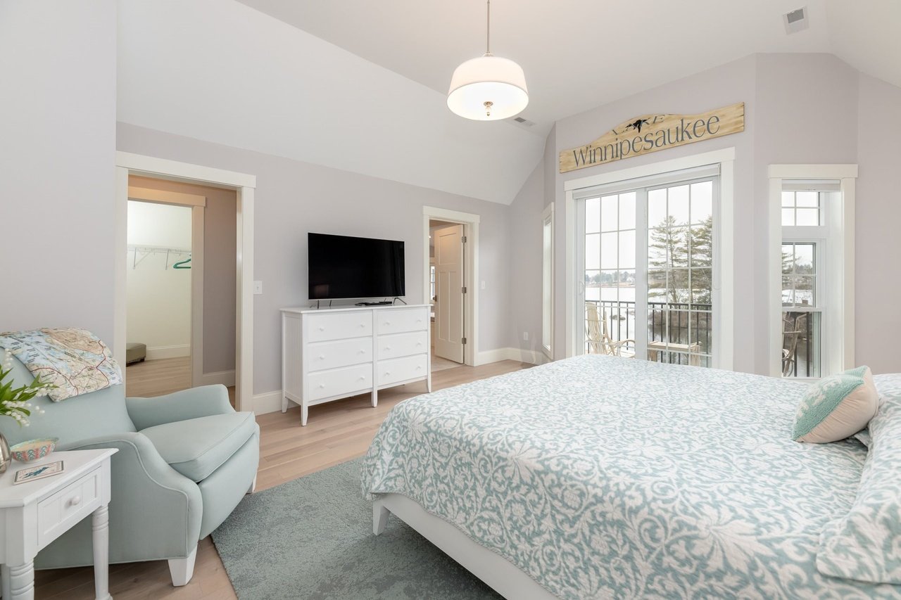 11 Island Dr