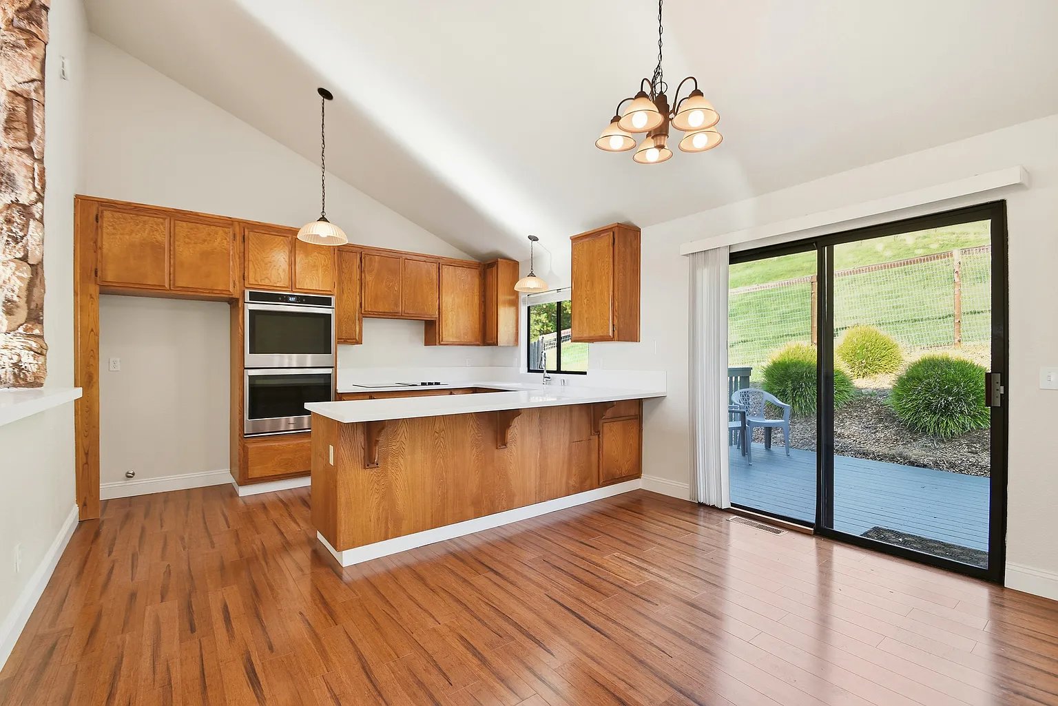 5827 La Cuesta Dr