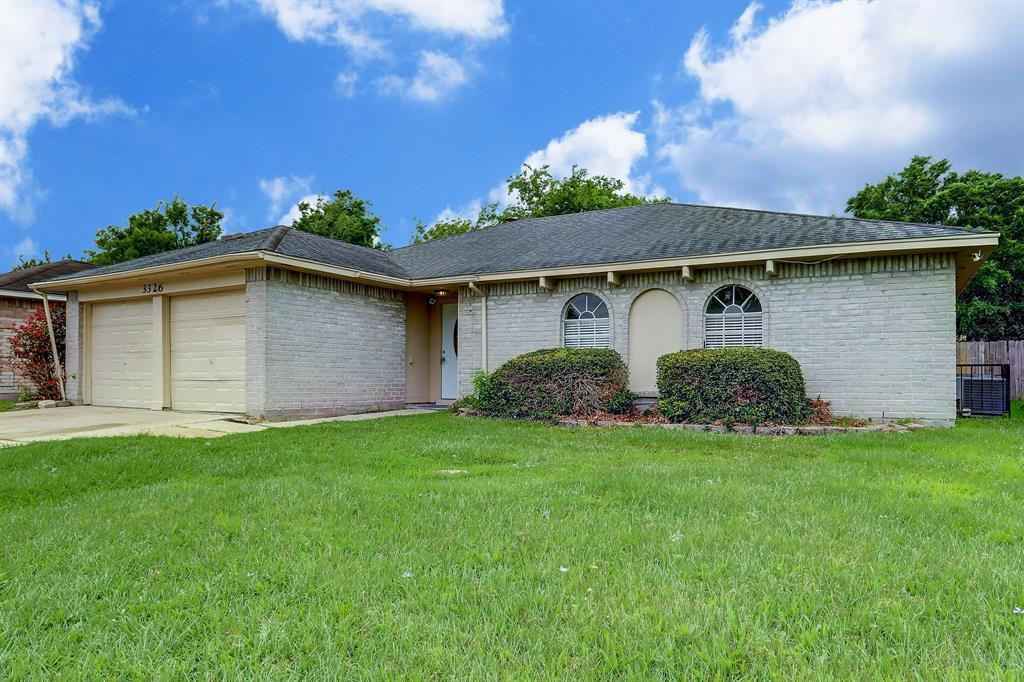 3326 Chalfont Dr