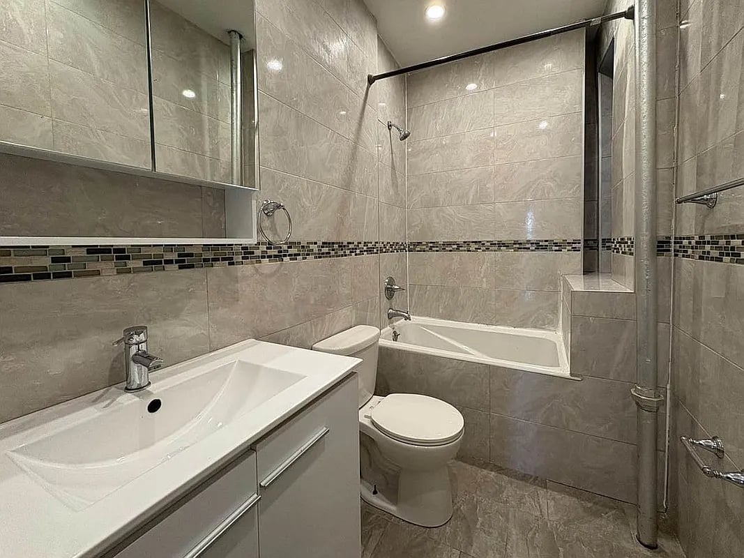 641 Saint Marks Avenue #4H