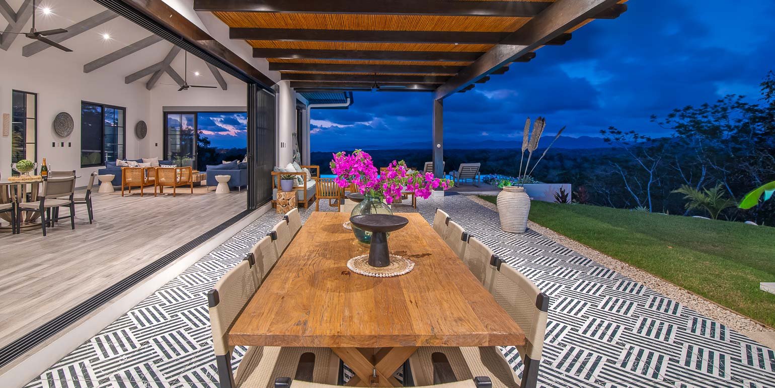 Villa Frangipani, Playa Hermosa, Santa Teresa , Cóbano (C. M. D.)