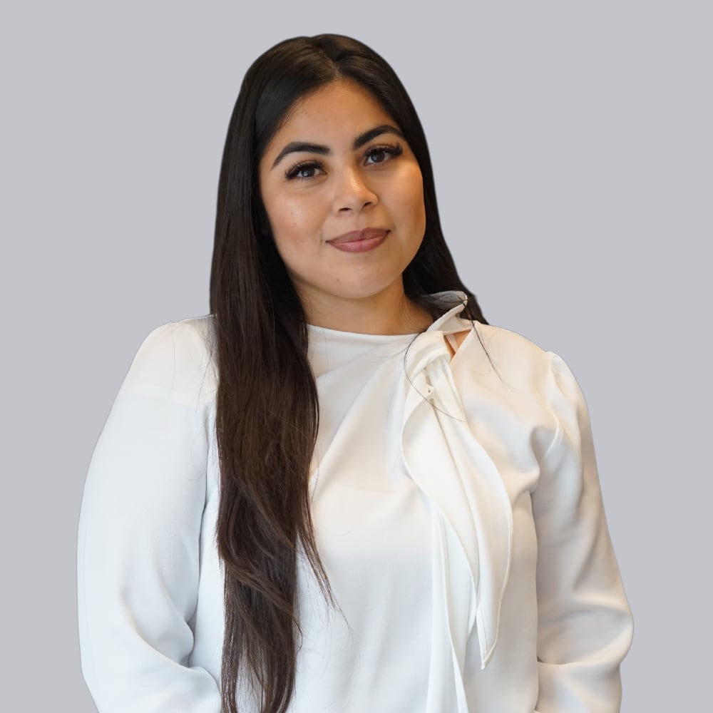 Esteysi Sanchez Arlington, TX Real Estate Agent Headshot