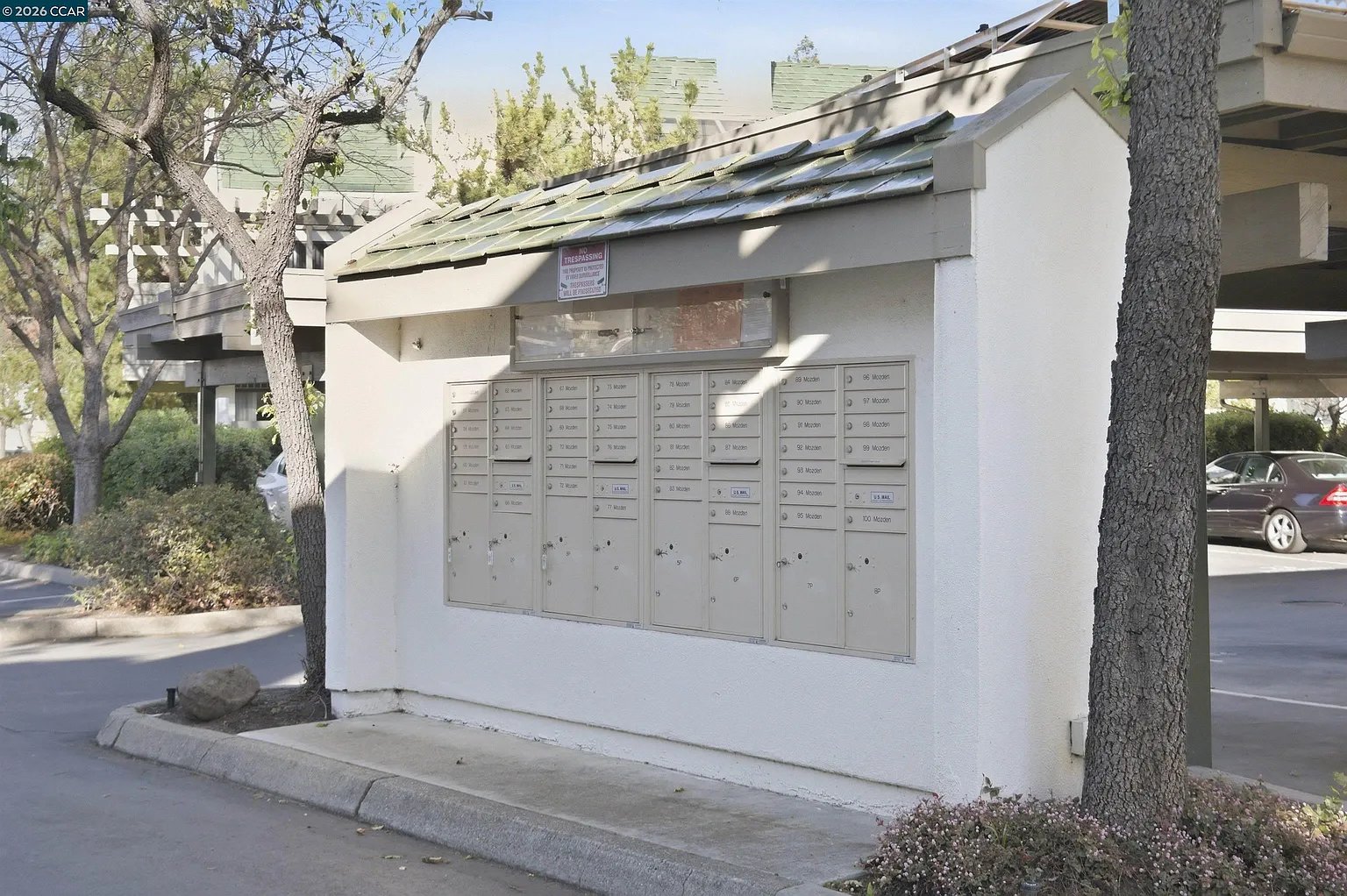 55 Mozden Ln