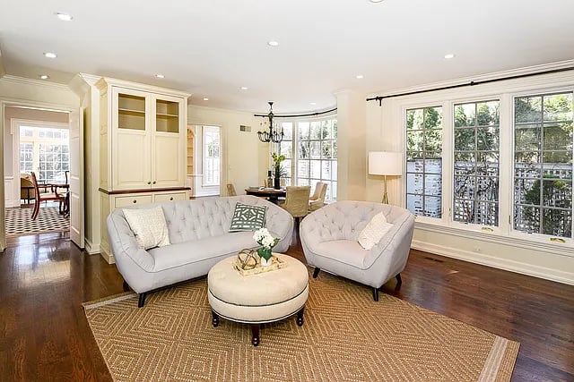 166 Sheridan Rd