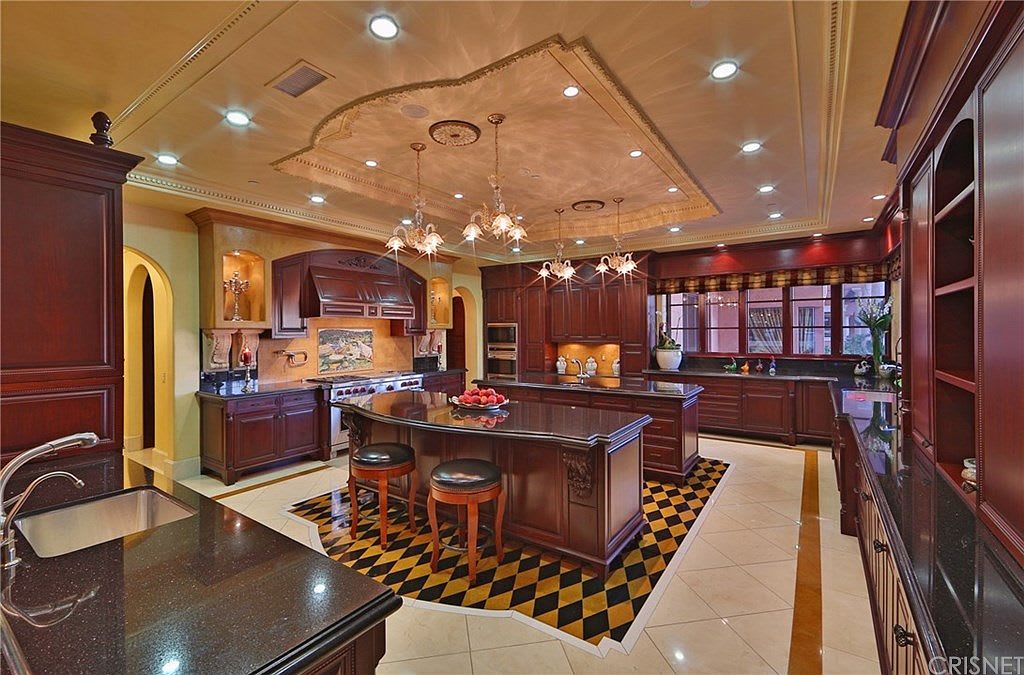 Tranquil Opulent