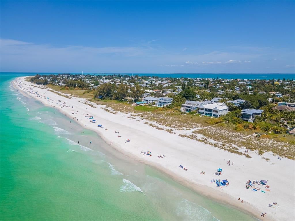 100 Beach Ave, Anna Maria