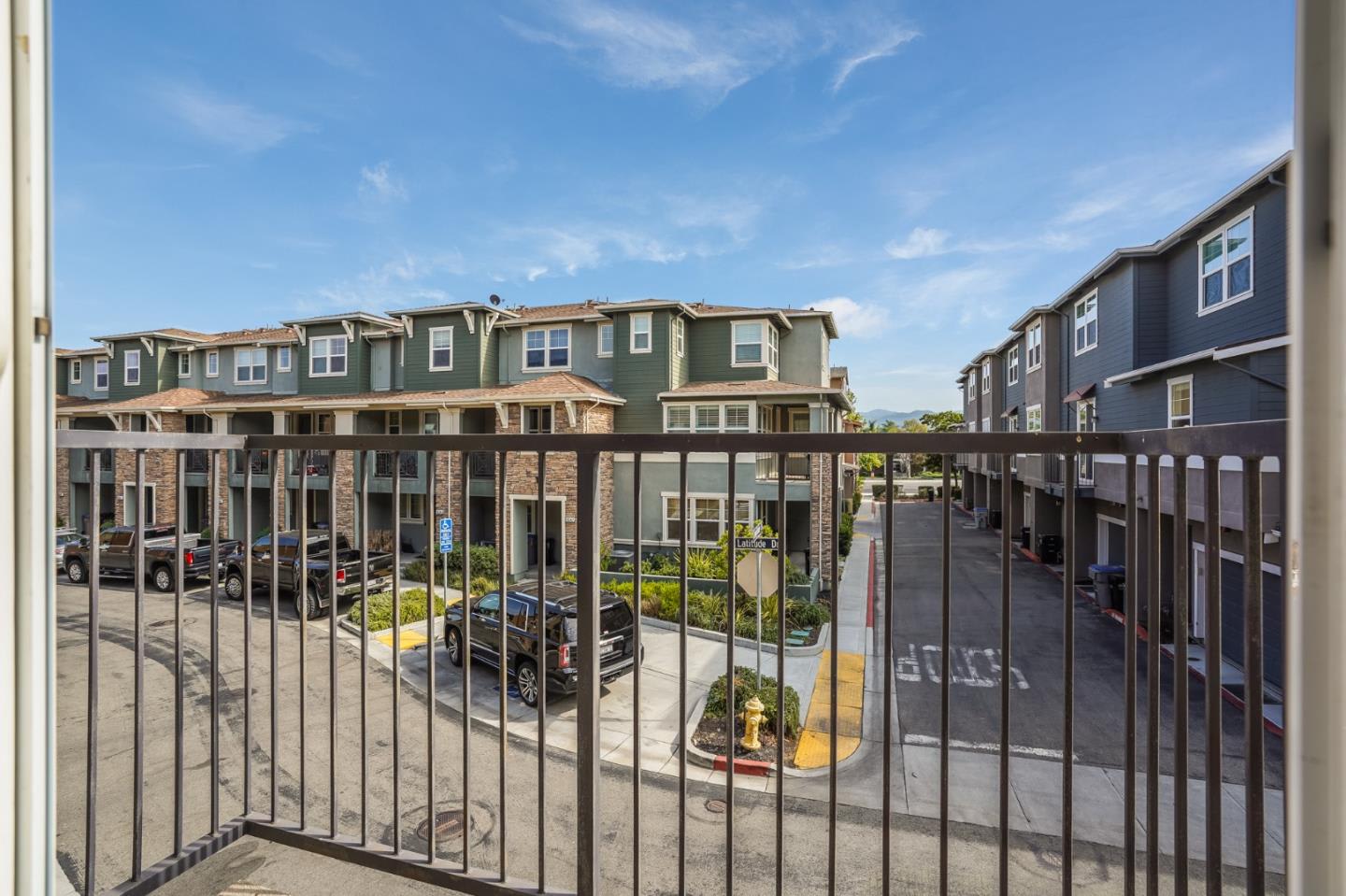 1655 Latitude Dr, #3