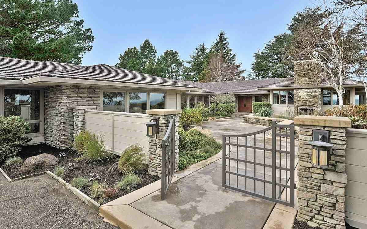 60 Donald Dr