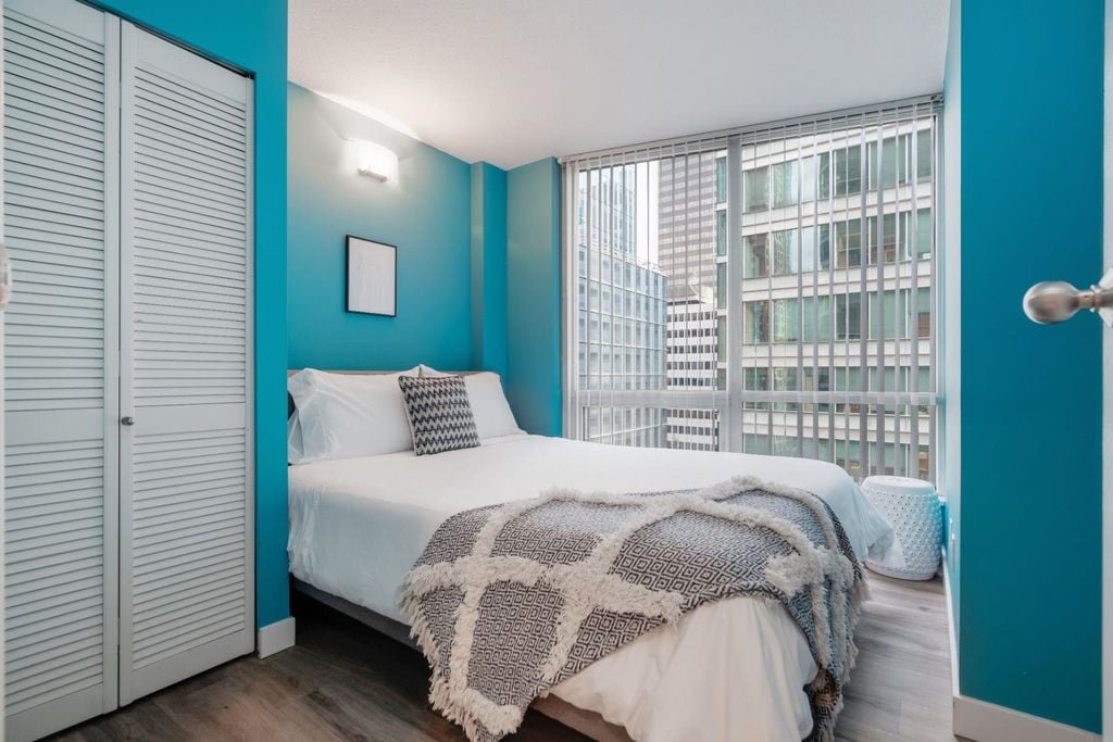 1166 Melville St, #1501