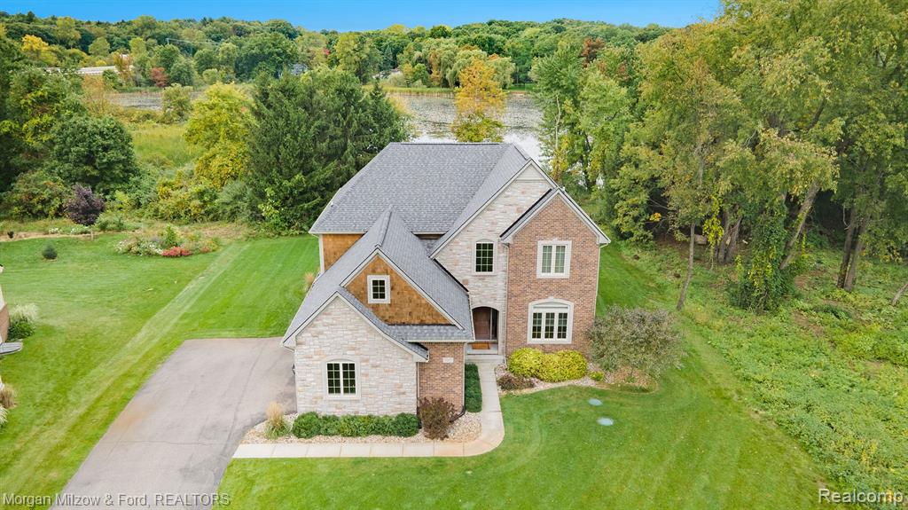 7217 Ingomar Lane