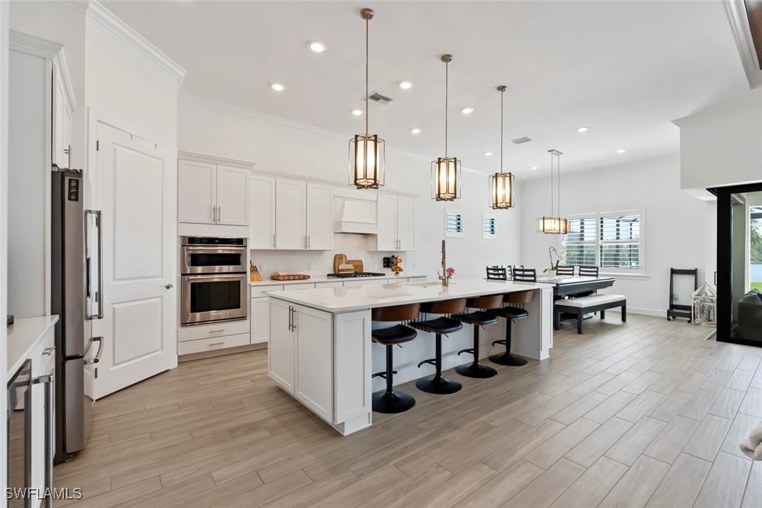 19129 Aqua Shore Dr