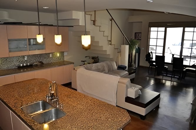 Loft in Midtown Sacramento - 2020 H St. #c Sacramento, CA 95811