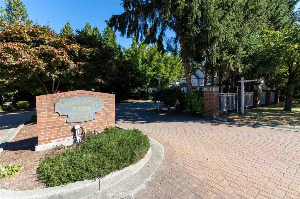 21801 Dewdney Trunk Rd, #22