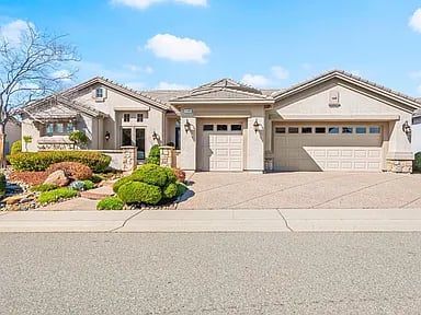 2280 Hidden Hills Ln