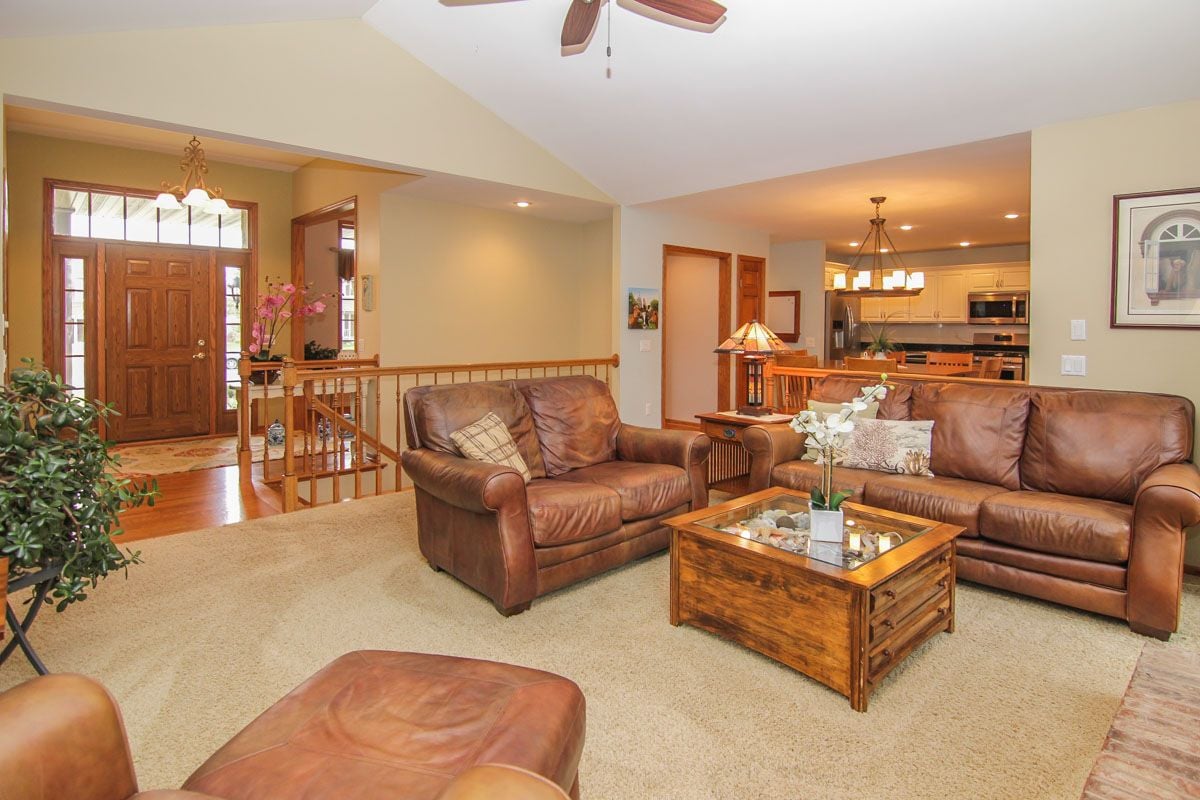 SOLD: Remarkable on Richardson