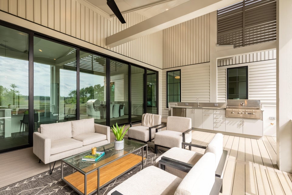 626 Bermuda Isle Street