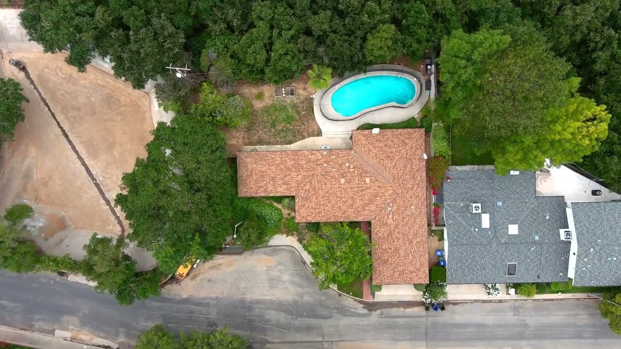 Welcome to 2455 Nalin Drive in Bel Air, CA 90077