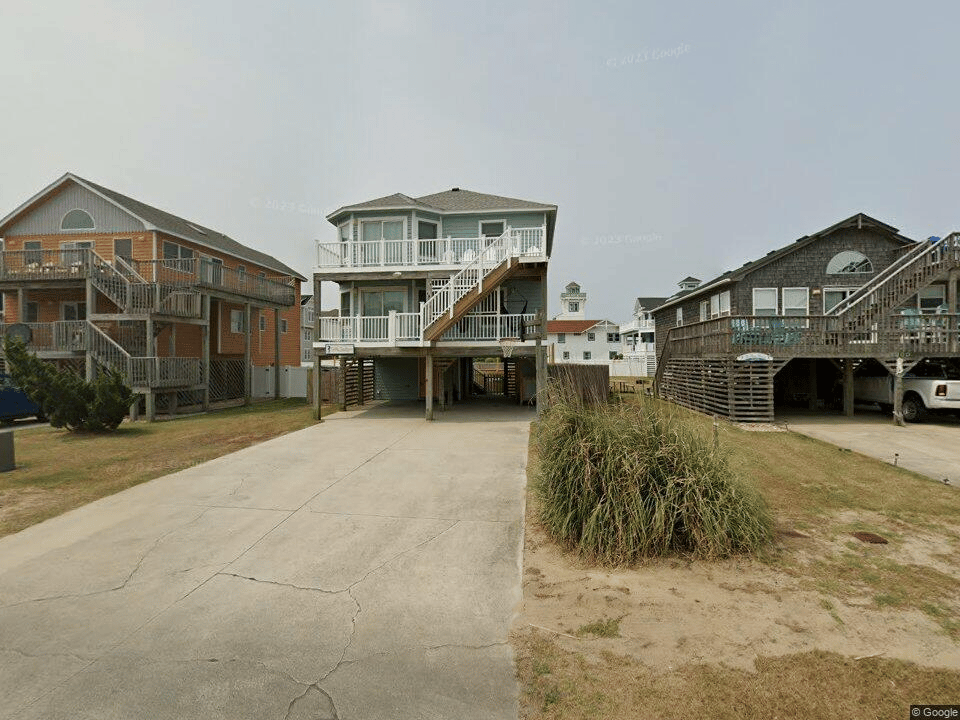 2304 S Virginia Dare Trl