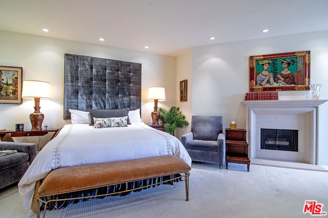 10430 Wilshire Blvd. Unit 1703