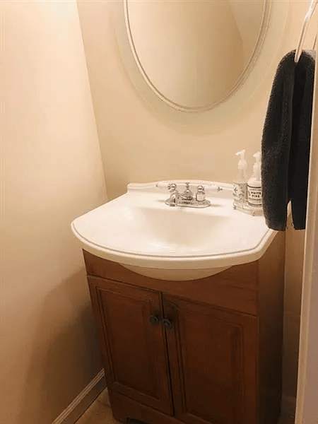 2305 Queen Anne Ct