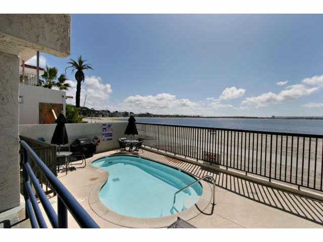 1161 Pacific Beach Dr