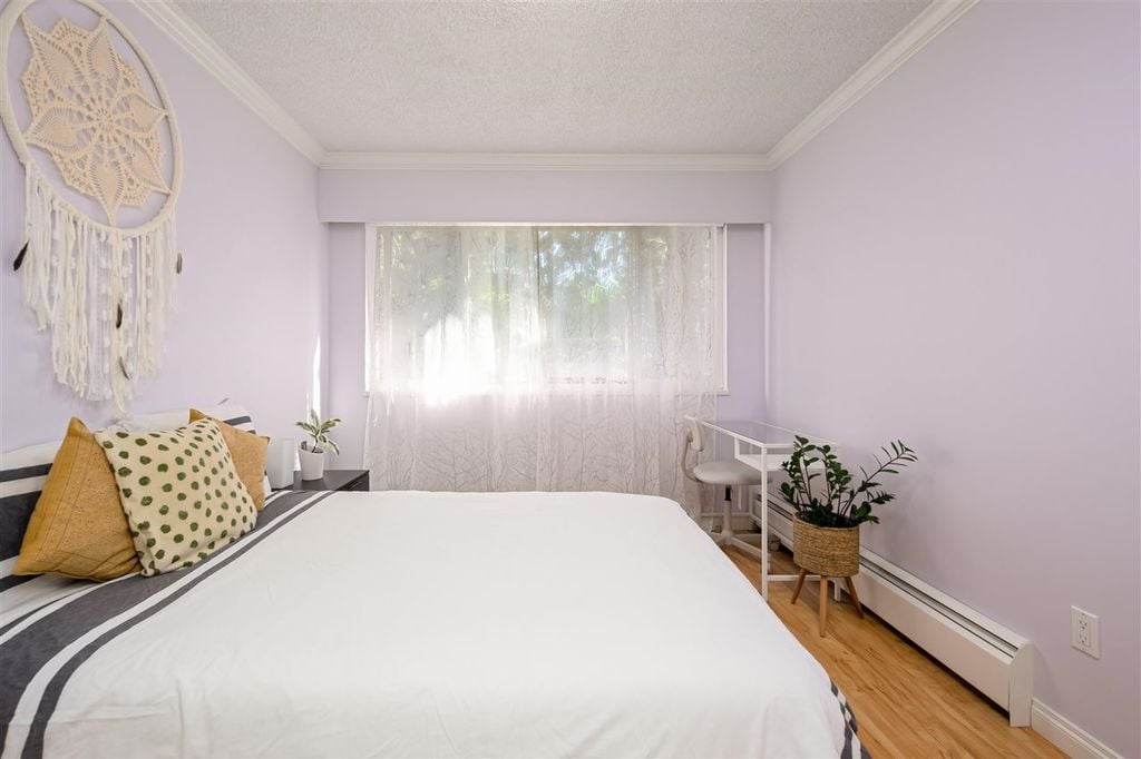 2033 W 7th Ave, #202