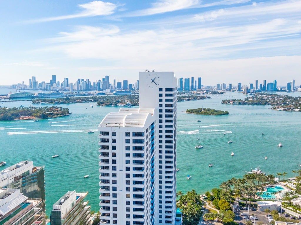 Waverly Sky Home Lists | Million Dollar views | 2810