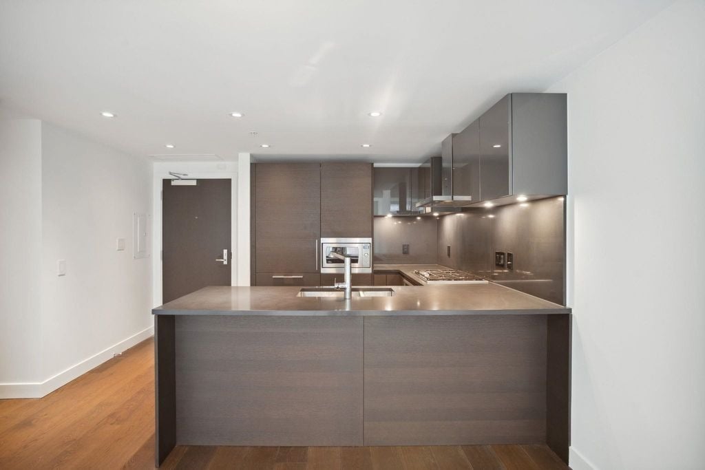 1571 W 57th Ave, #605