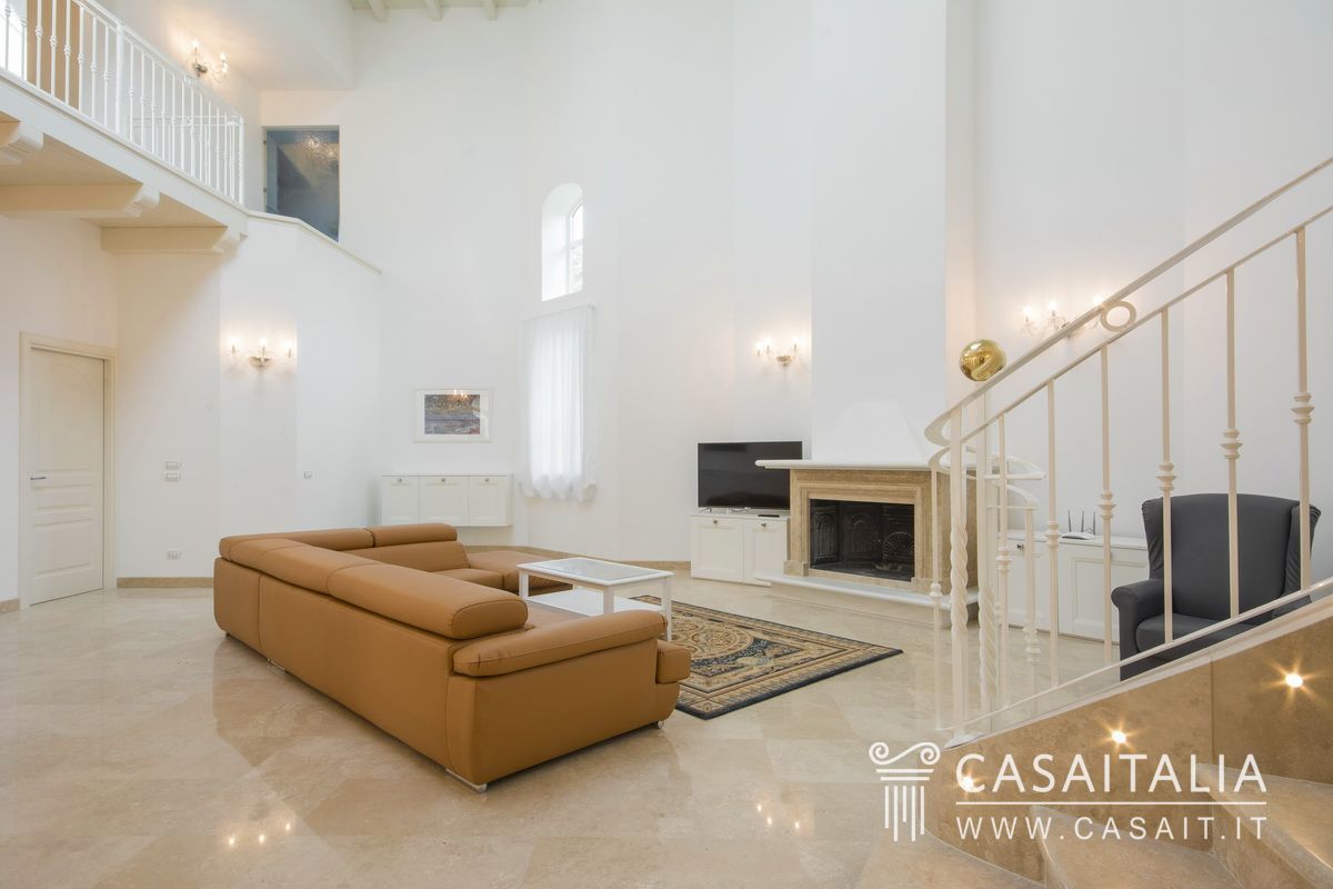 Luxurious Villa in Forte Dei Marmi