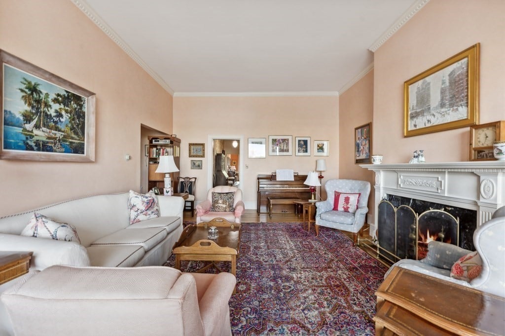 320 Beacon St Unit 3&4