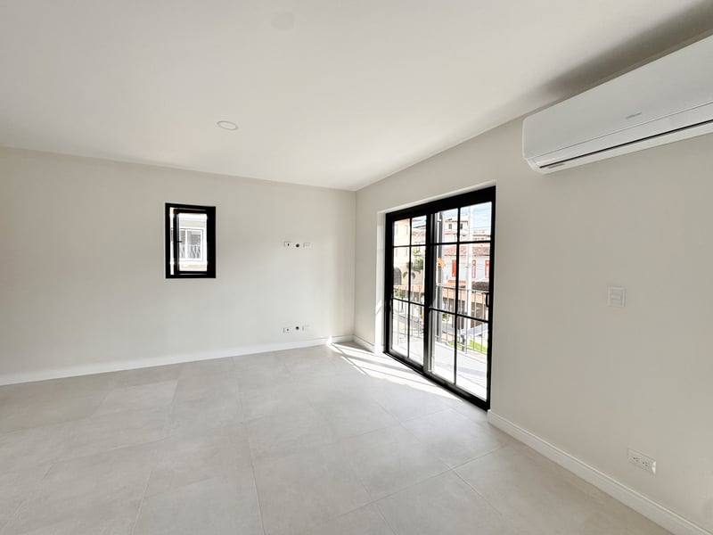 292052 La Rambla | Elegant Two-Bedroom Residence at the Crossroads of Las Catalinas’ Energy and Charm