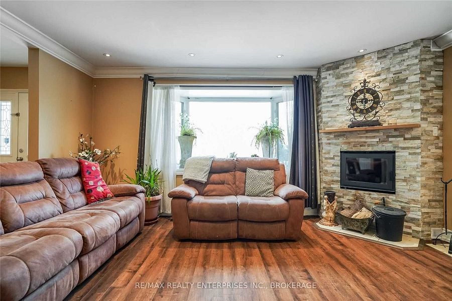 1810 South Sheridan Way Unit: Upper