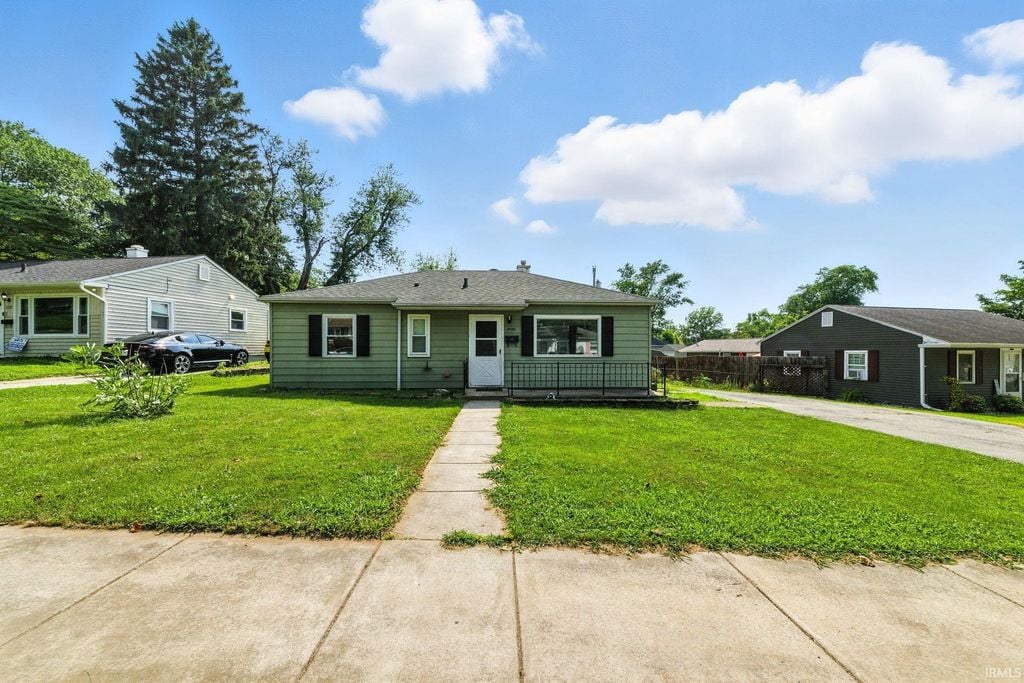 3125 Longlois Dr