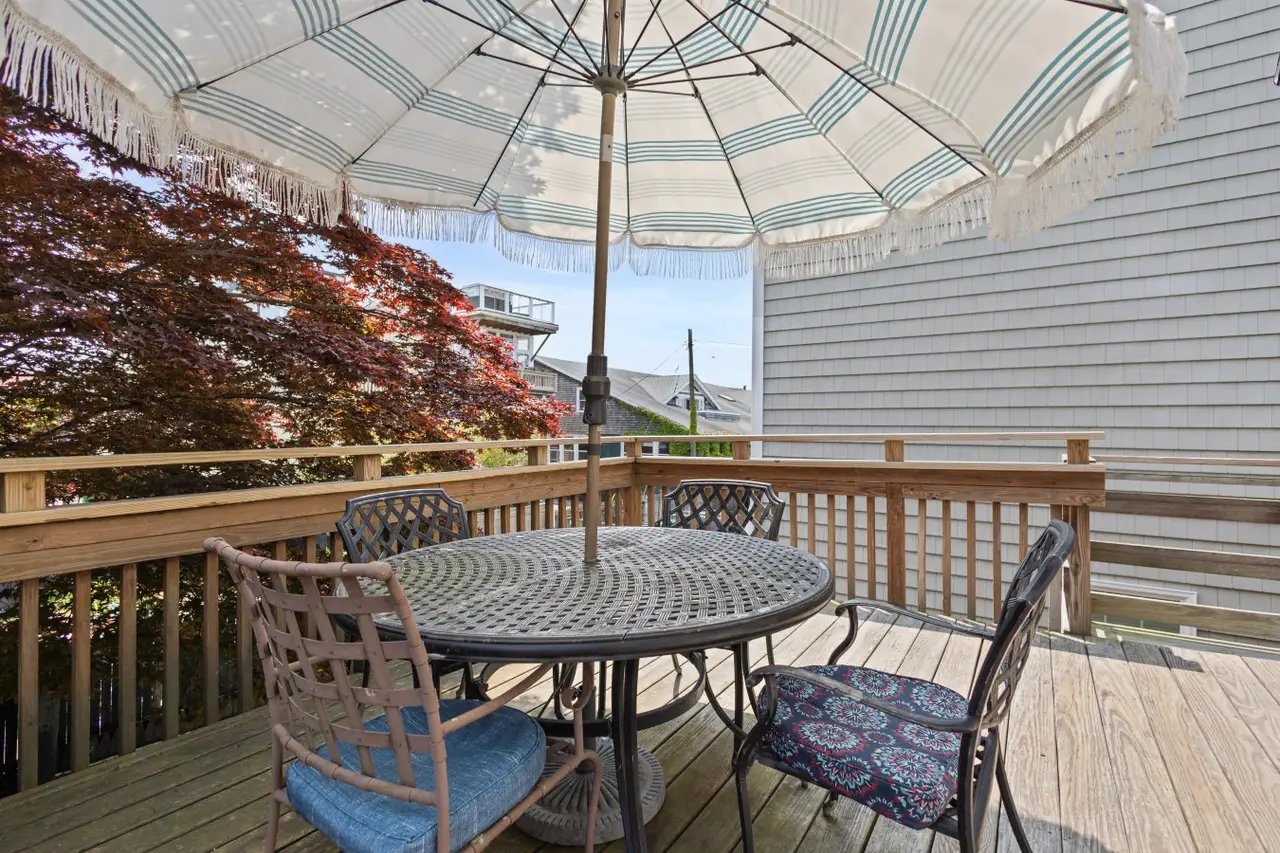 Magnolia Portside – Spacious 3BR on Thames St