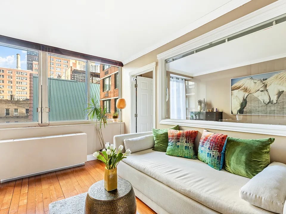 343 E 74th St, #5D