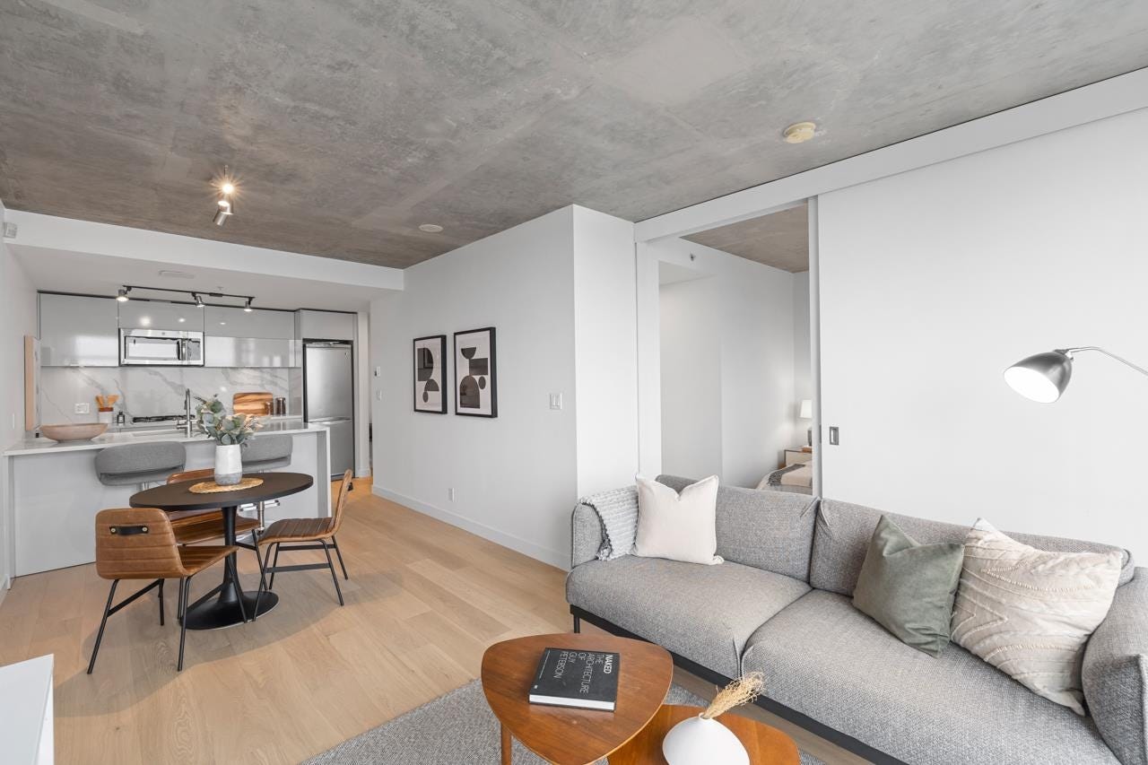 3705-128 W Cordova Street