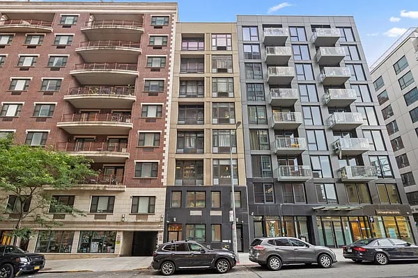 41-18 27th Street Unit: 1B