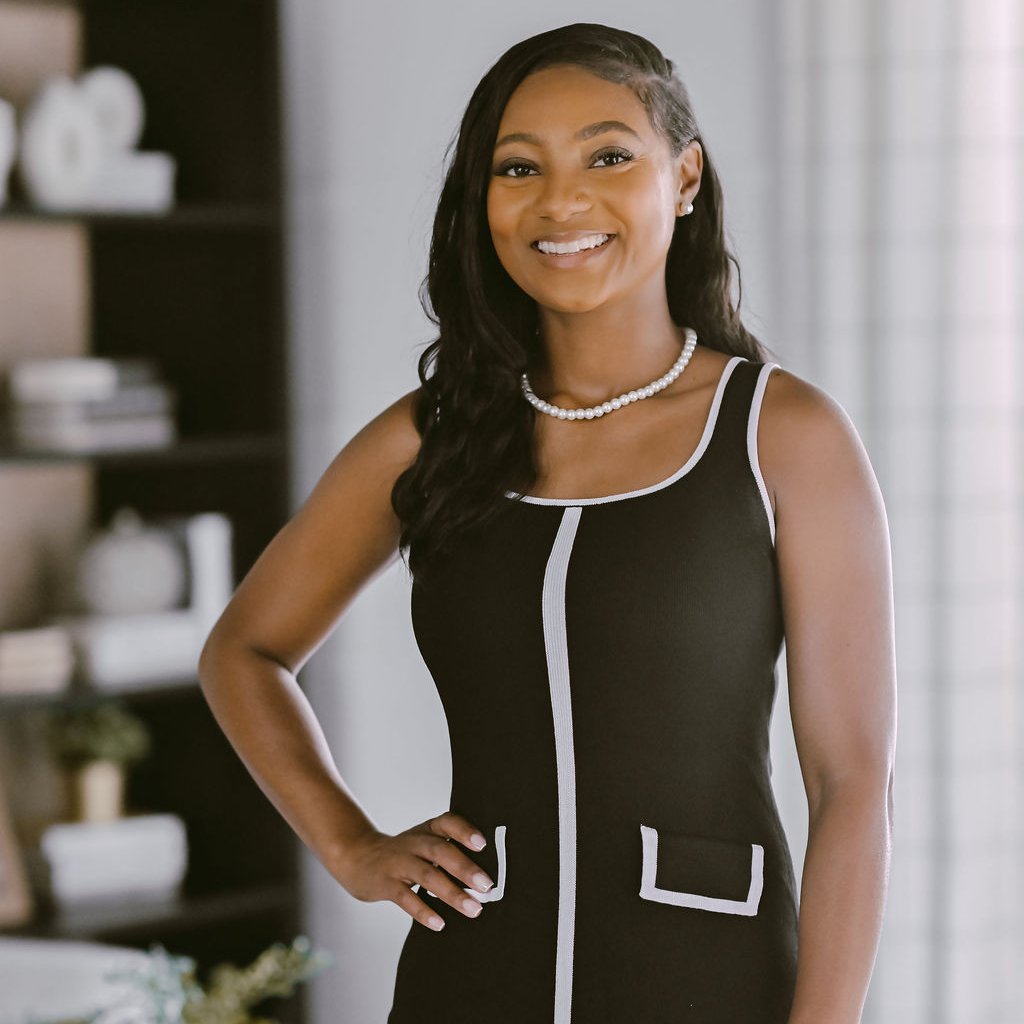 Naya Patterson Ellicott City, MD Real Estate Agent Headshot