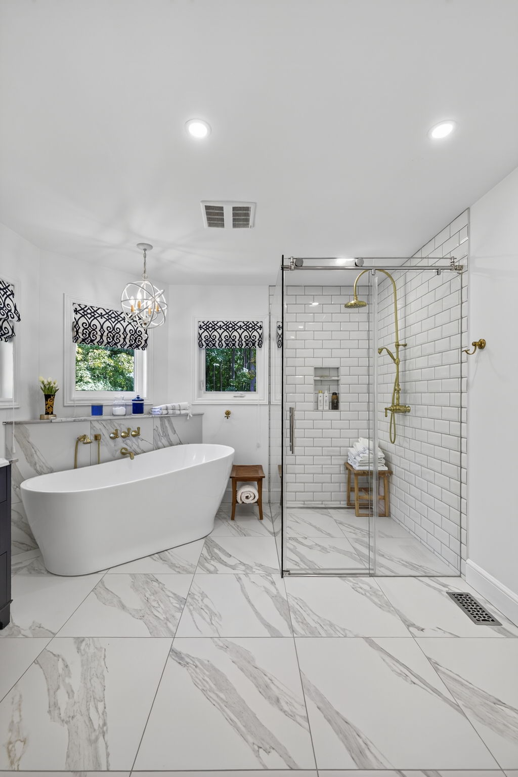 6 Falling Leaf Crt, Aurora