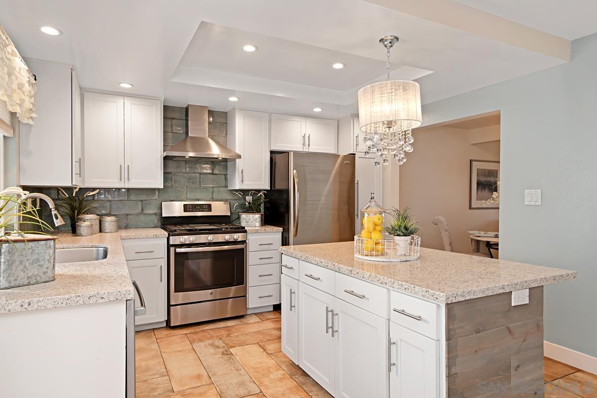 1651 S Juniper St Unit 118