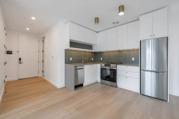 527 Grand Avenue #503