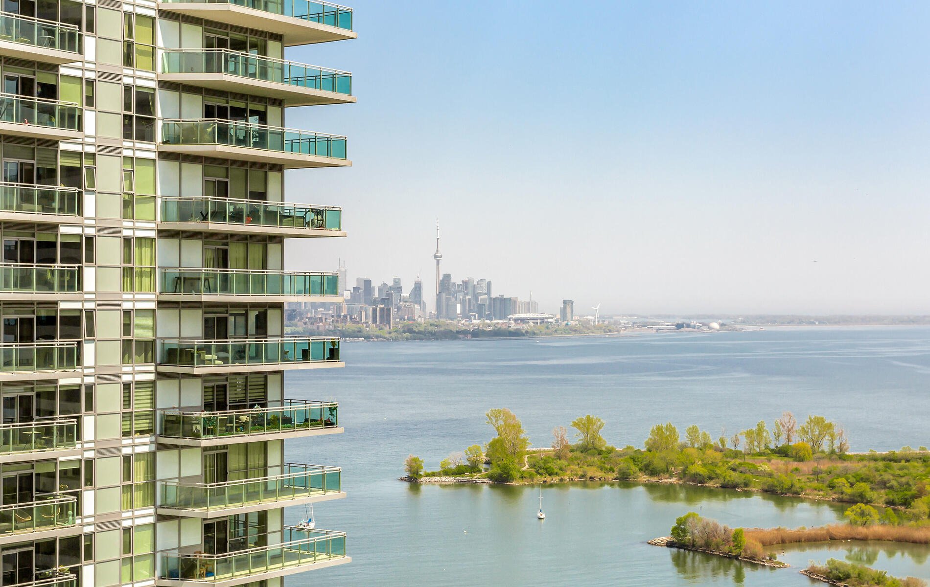 30 Shore Breeze Drive Unit: 2213