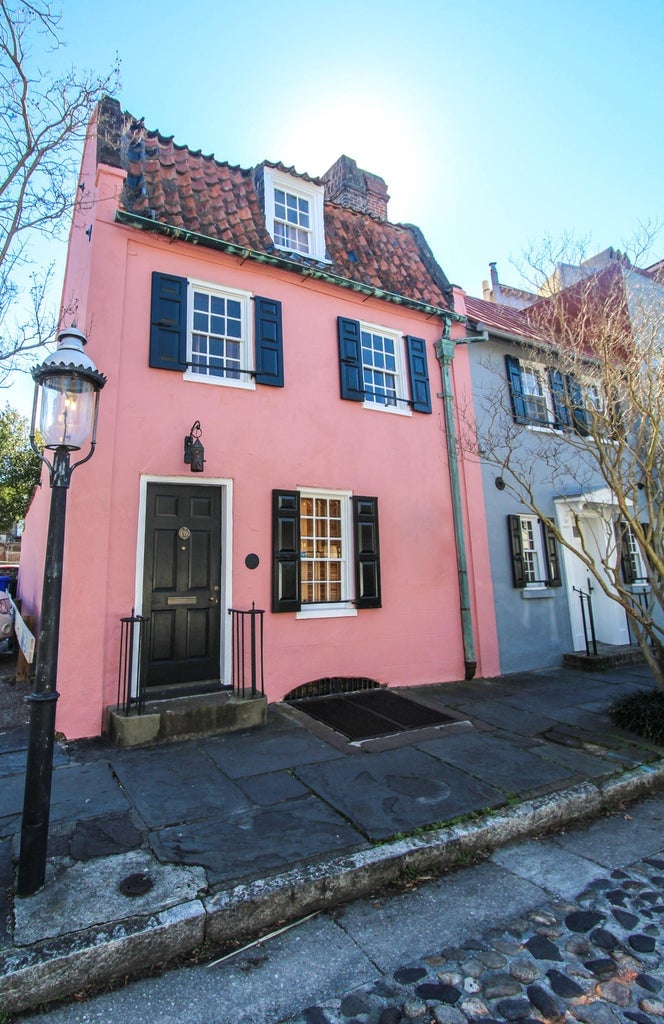 17 Chalmers Street