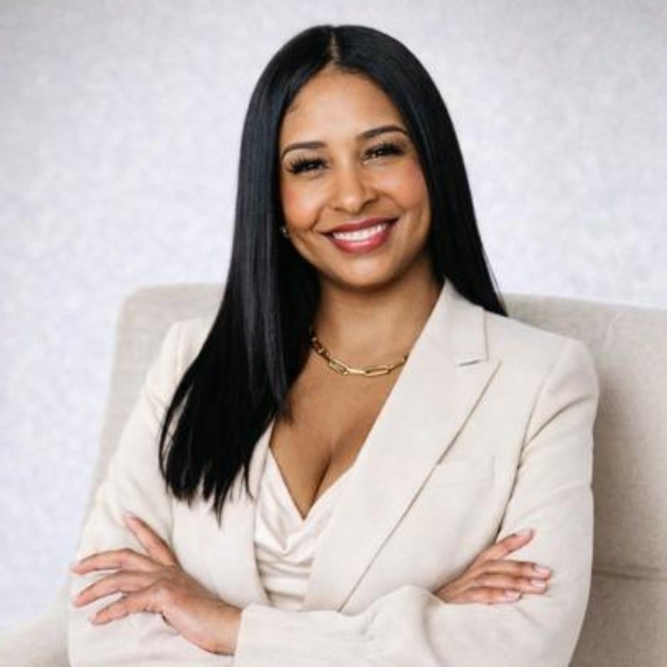 Kristiana Hamilton Merrillville, IN Real Estate Agent Headshot