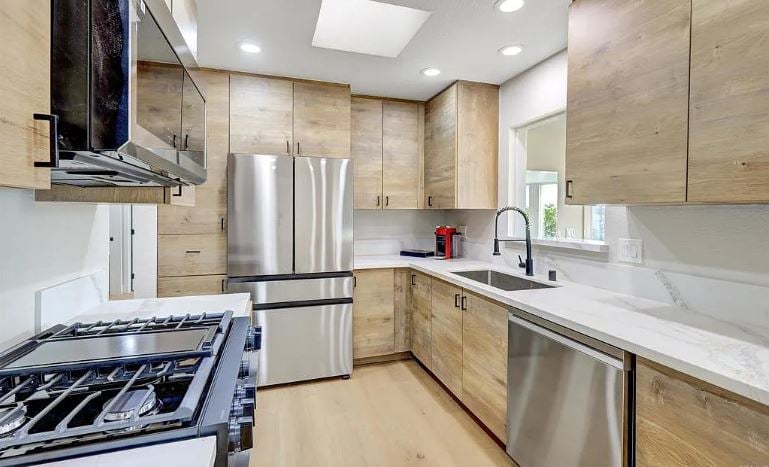 4107 Cole Way san diego, CA 92117