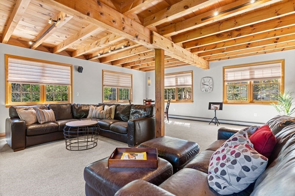 5 Coombs Cir