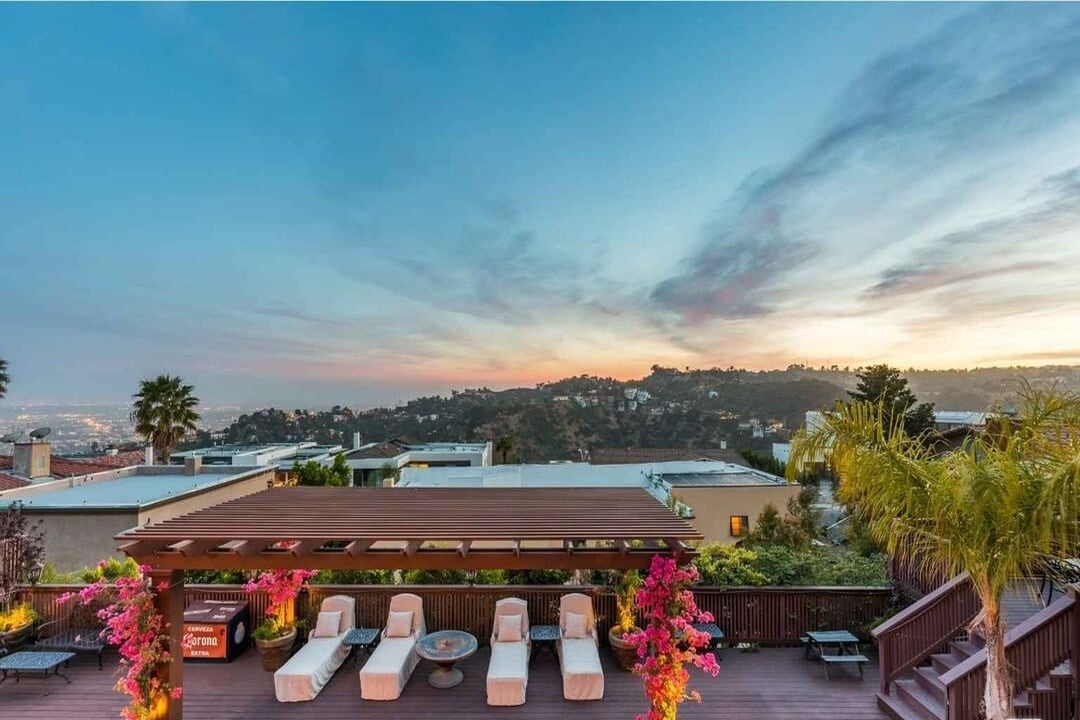 Celestia Crest, Venus Dr, 90046