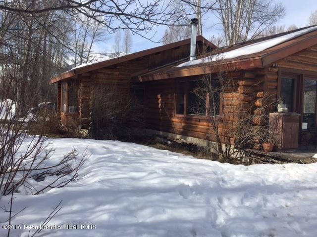 2620 Lily Lake Dr