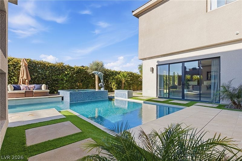 2790 La Bella Ct
